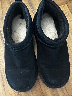 Bearpaw Women’s Shorty Bootie Platform